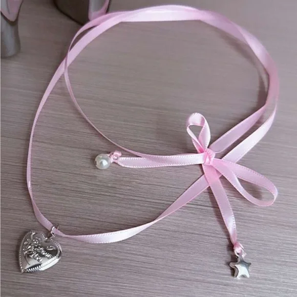 balletcore heart locket pink ribbon choker - Picture 5 of 5